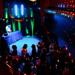 Le Clubbing des Mamas