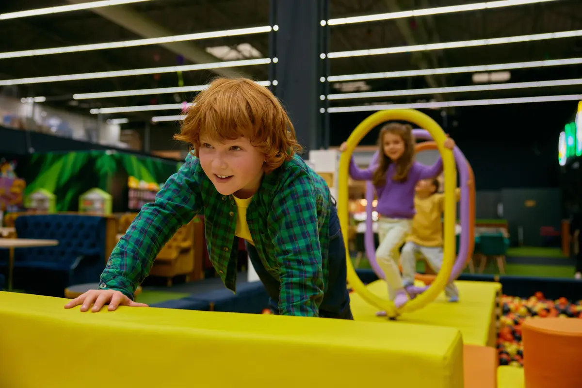 8 activit&eacute;s parfaites pour d&eacute;fouler les enfants partout en France