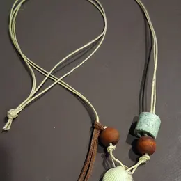 VACANCES AU MUSÉE D’APT : Ma parure néolithique – dès 6 ans