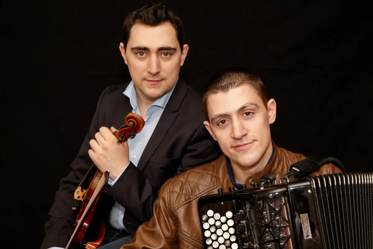 Le duo des Frères Bouclier en concert à Fontaines-en-Duesmois !