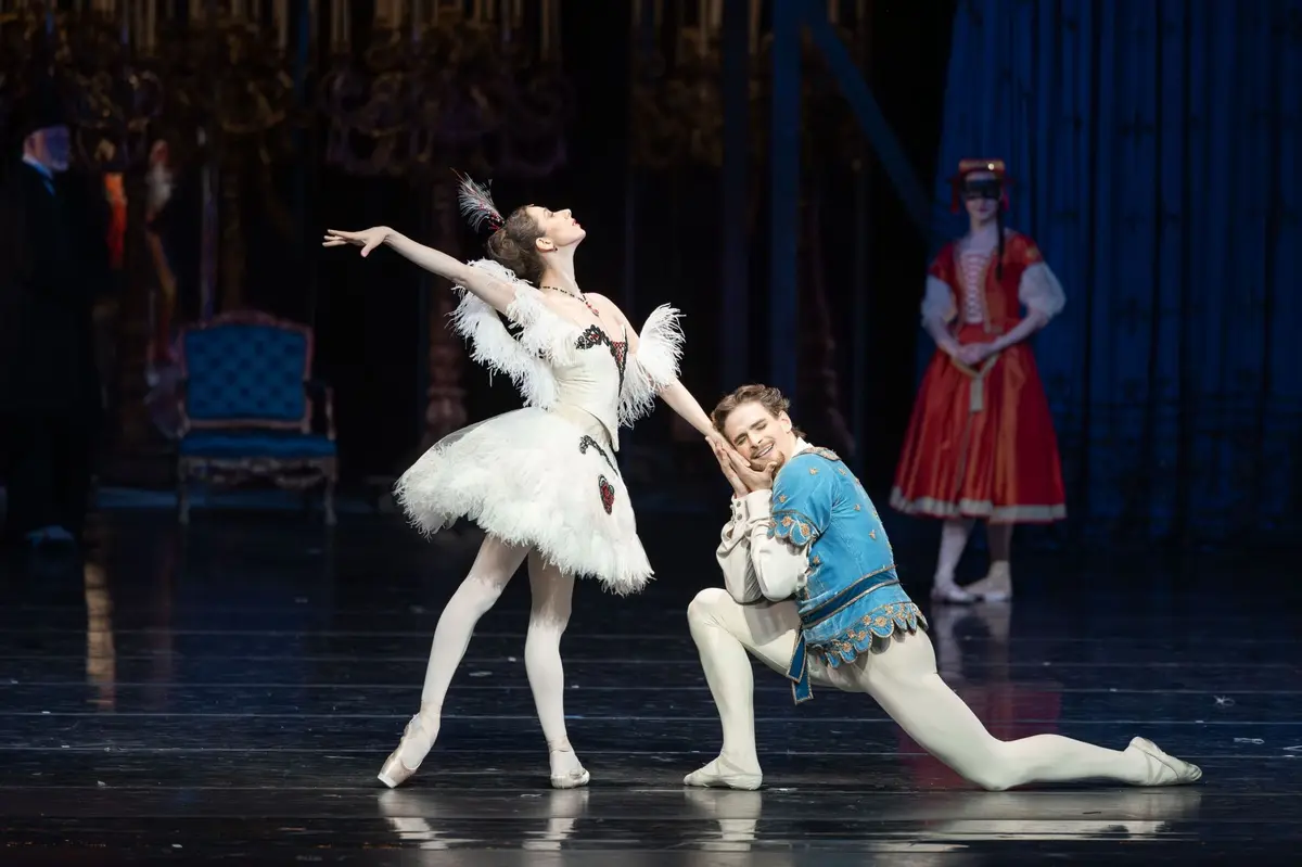 Illusions – comme Le Lac des cygnes  - Bayerisches Staatsballett
