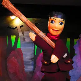 Guignol et le Château abandonné