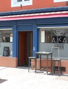 A.K.A La Maison du cordon