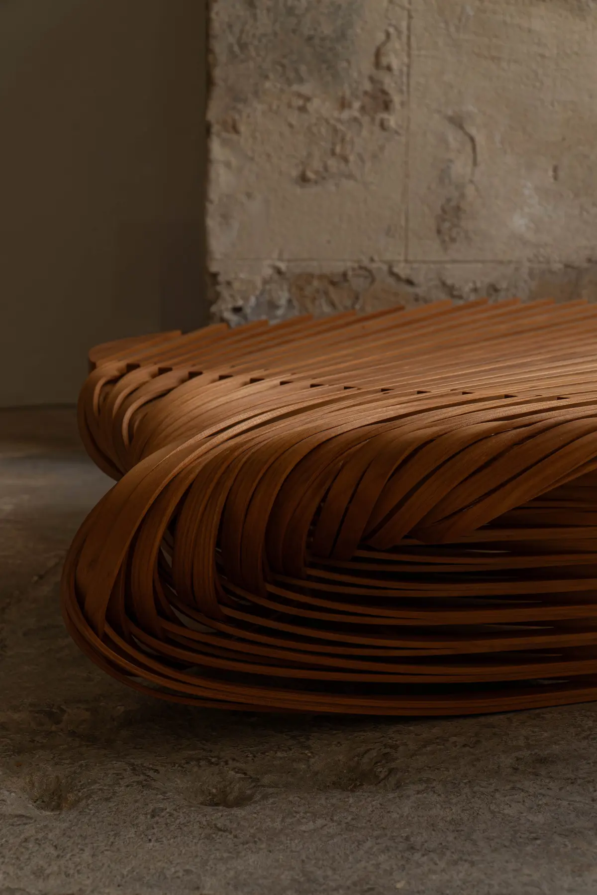 À l'accélération et à l'oubli