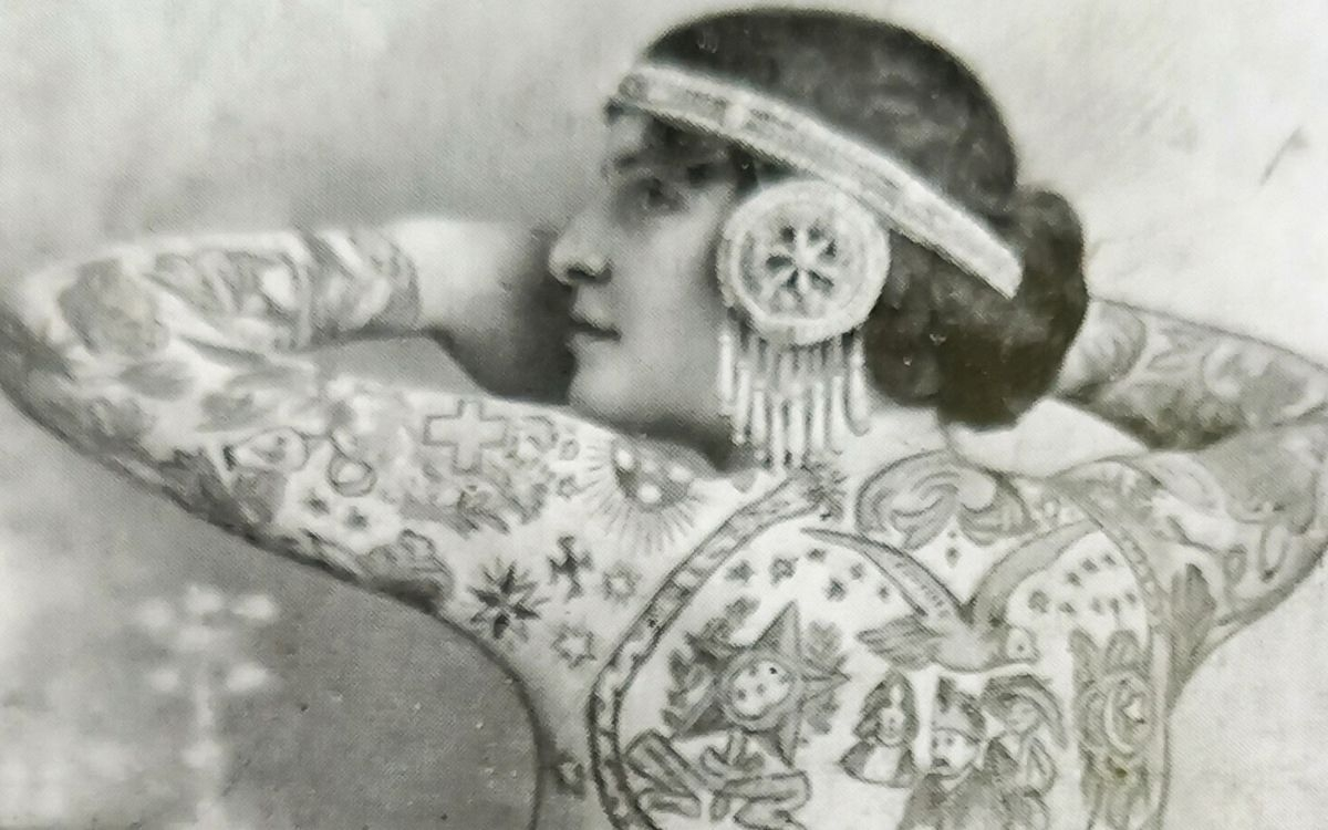 A l'encre bleue. Retrouver l'histoire des femmes tatouées dans les archives des prisons françaises (1881-1950)