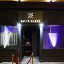À Lille, une nouvelle discothèque dans le Vieux-Lille attire les amateurs de soirées festives, même après 40 ans