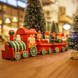 À Paris, ce centre commercial va se transformer en gare de Noël avec un sapin géant et un petit train