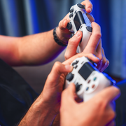 A vos manettes ! à la médiathèque Aqua-Libris