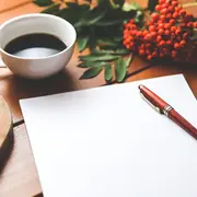A vos stylos, c'est l'heure de la dictée !