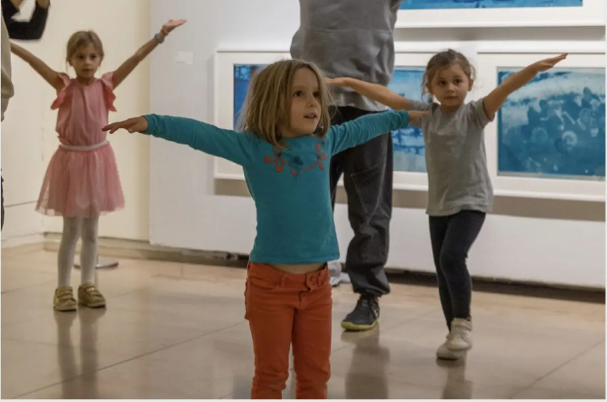 Visite dansée en famille