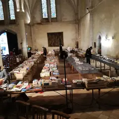 marché aux livres d'occasion à petits prix