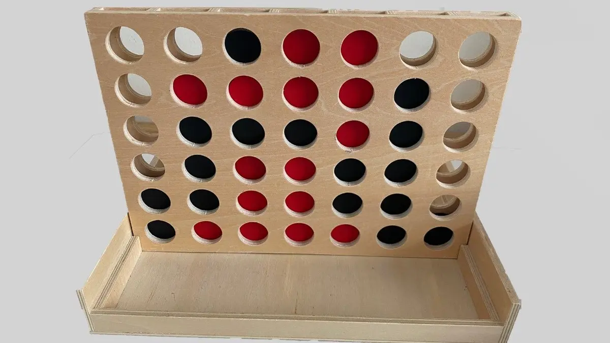 Stage créer ton jeu de société : puissance 4 (8-10 ans)