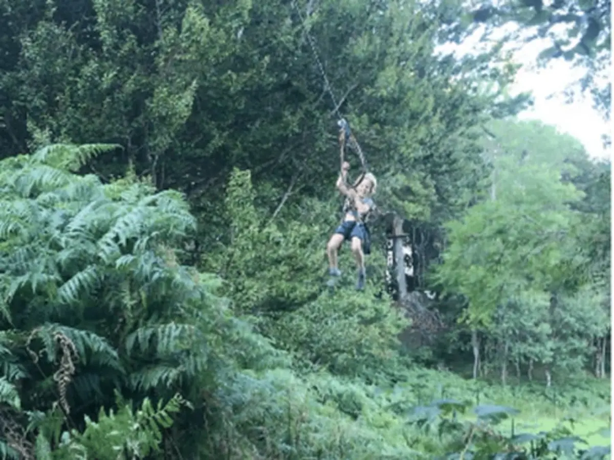 Accrobranche & tyrolienne à virages à Chazelles-sur-Lavieu (42)