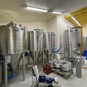 Accueil à la Ferme :Ferme pédagogique avec élevage d'ovins et découverte d'une cidrerie à La Roche-Chalais