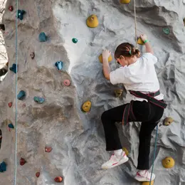 Activités physiques adaptées -  Stage multisports pour les 11/17 ans