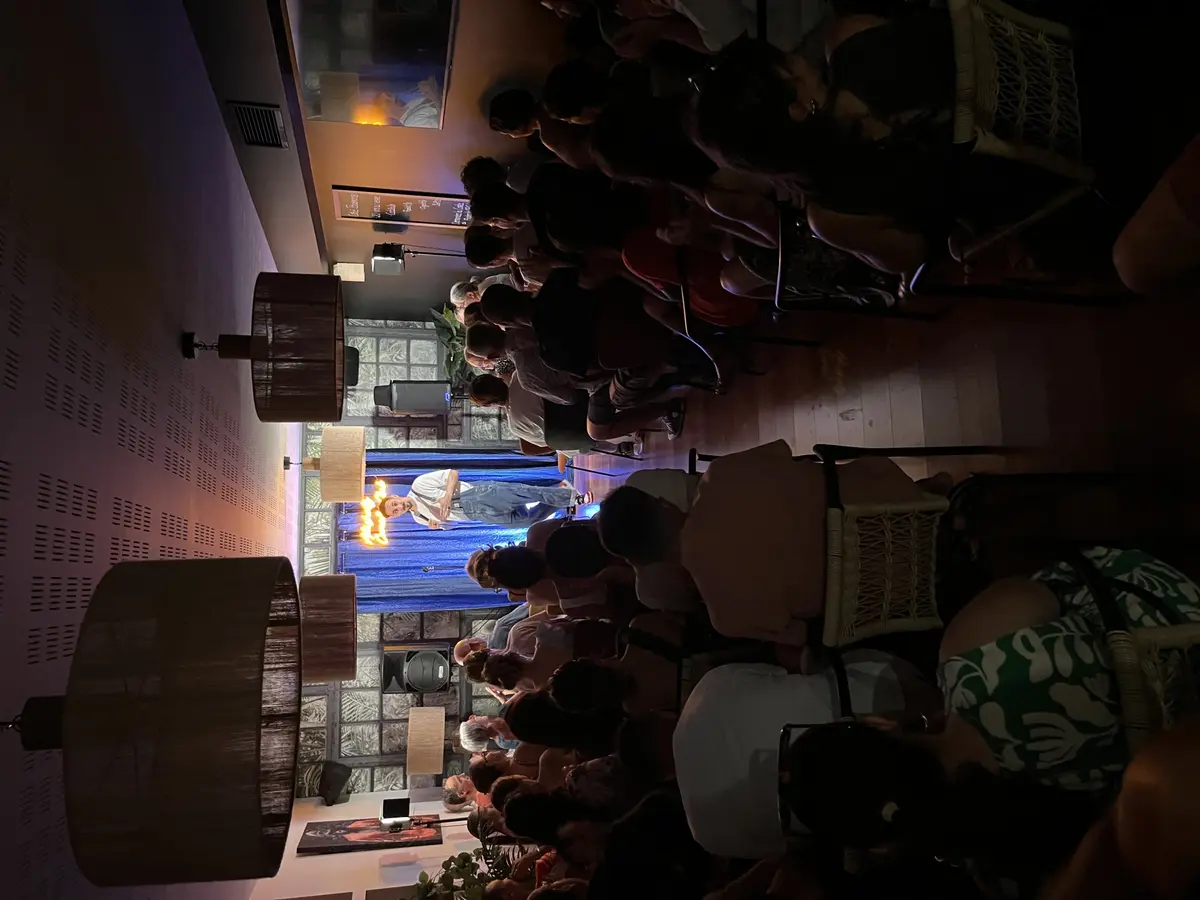 Adishatz Comedy Club