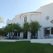Admirer La Villa Téthys