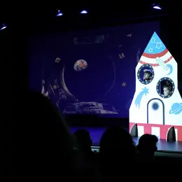 Show scientifique: Un voyage sur la Lune