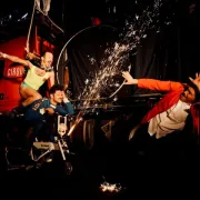 Agora - Pôle National Cirque : Arrêt d\'urgence / AKOREAKRO