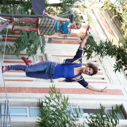 Agora Pôle National Cirque - Dans le sens contraire au sens du vent / Collectif Porte 27 - Marion Collé & Sylvain Levey
