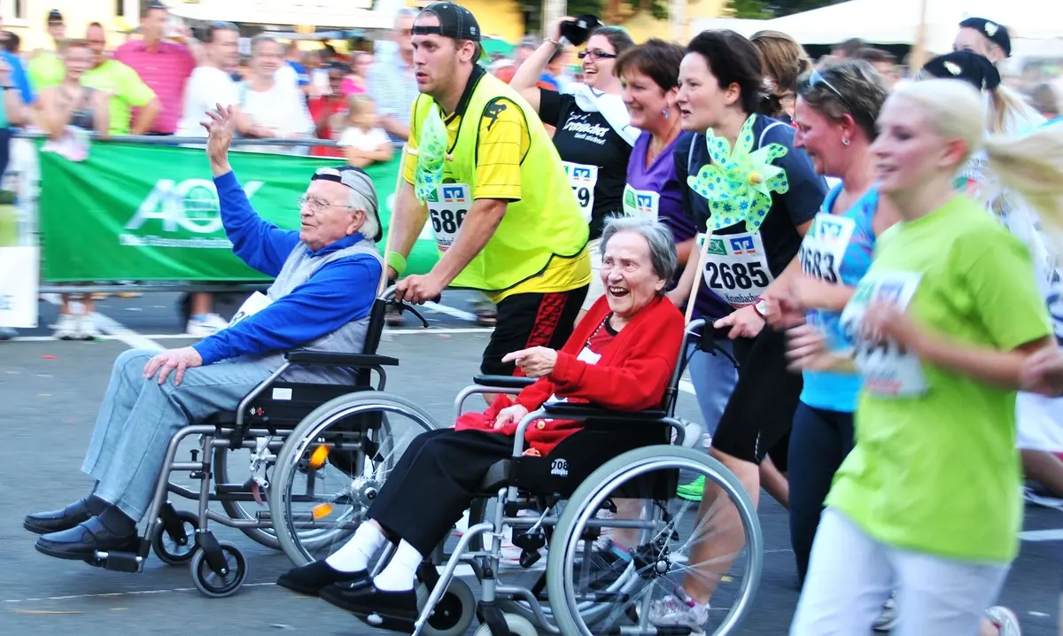 Soutien et aide aux personnes agées