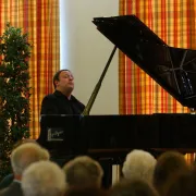 Alexander Buzlov (violoncelle), Alexander Ghindin (piano)