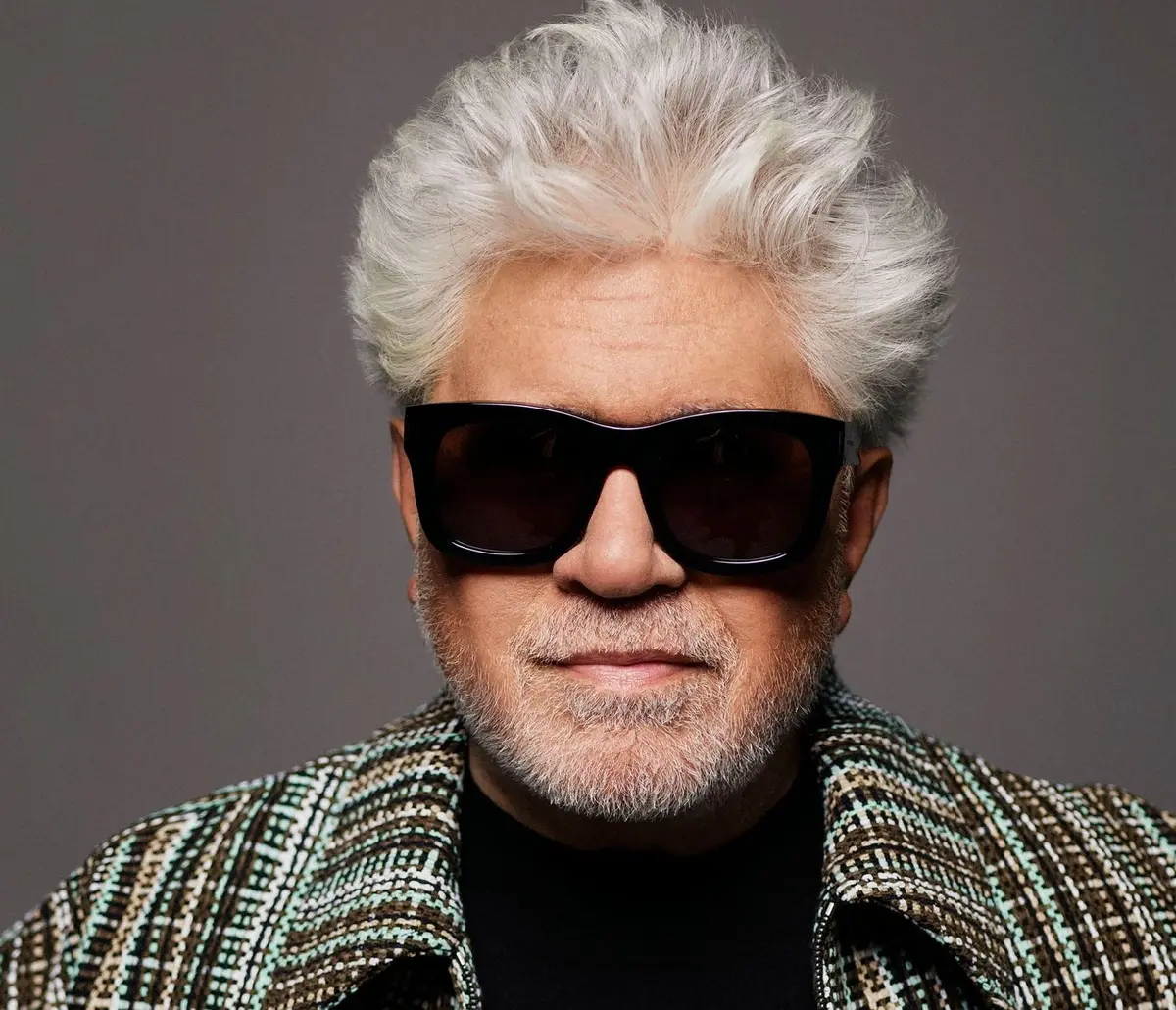 Almodóvar à l’honneur : Une rétrospective monumentale débarque à Paris en avril