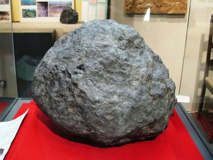La météorite tombée à Ensisheim en 1492