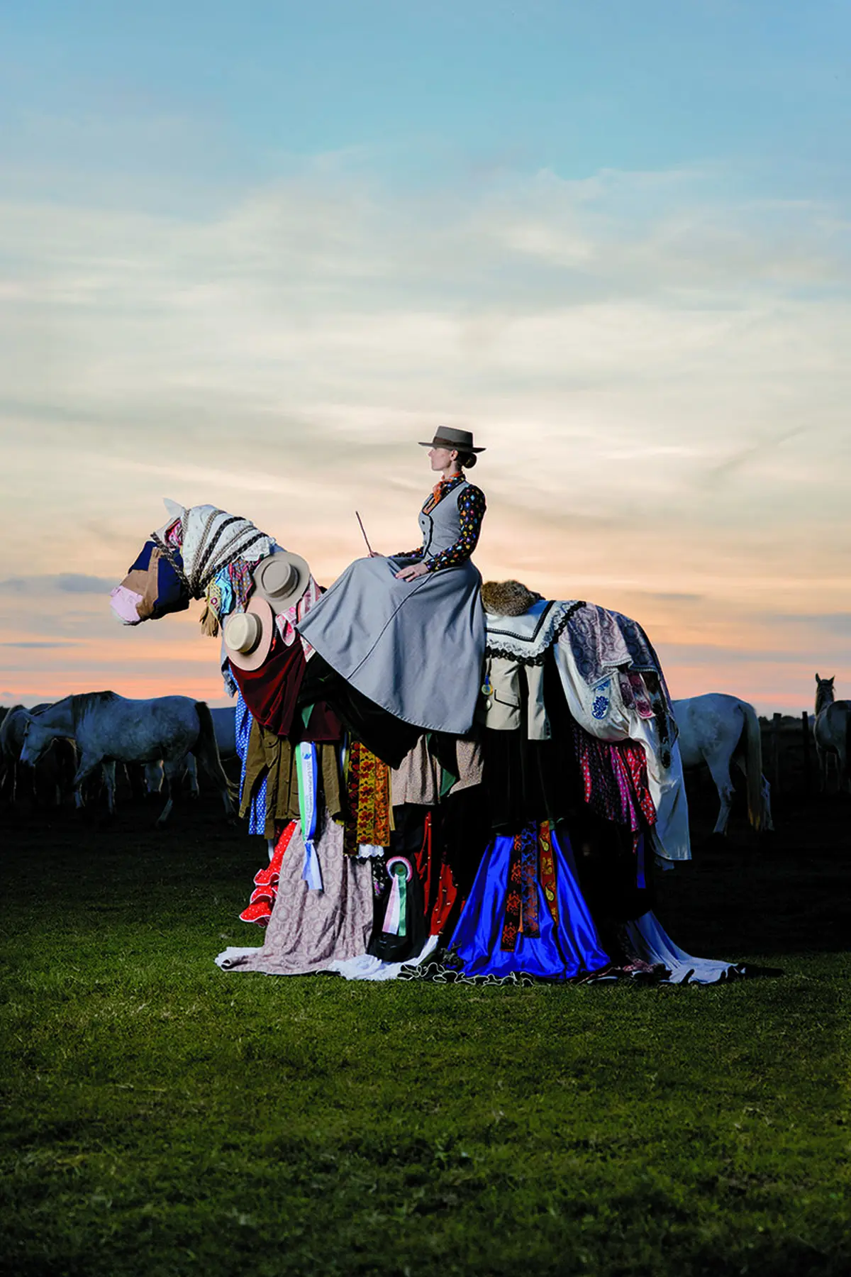 Amazones ! Cavalières et icônes de mode.