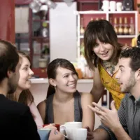 Le salon de thé est un excellent endroit pour se retrouver entre amis autour d'une boisson chaude &copy; Scott Griessel - Fotolia.com