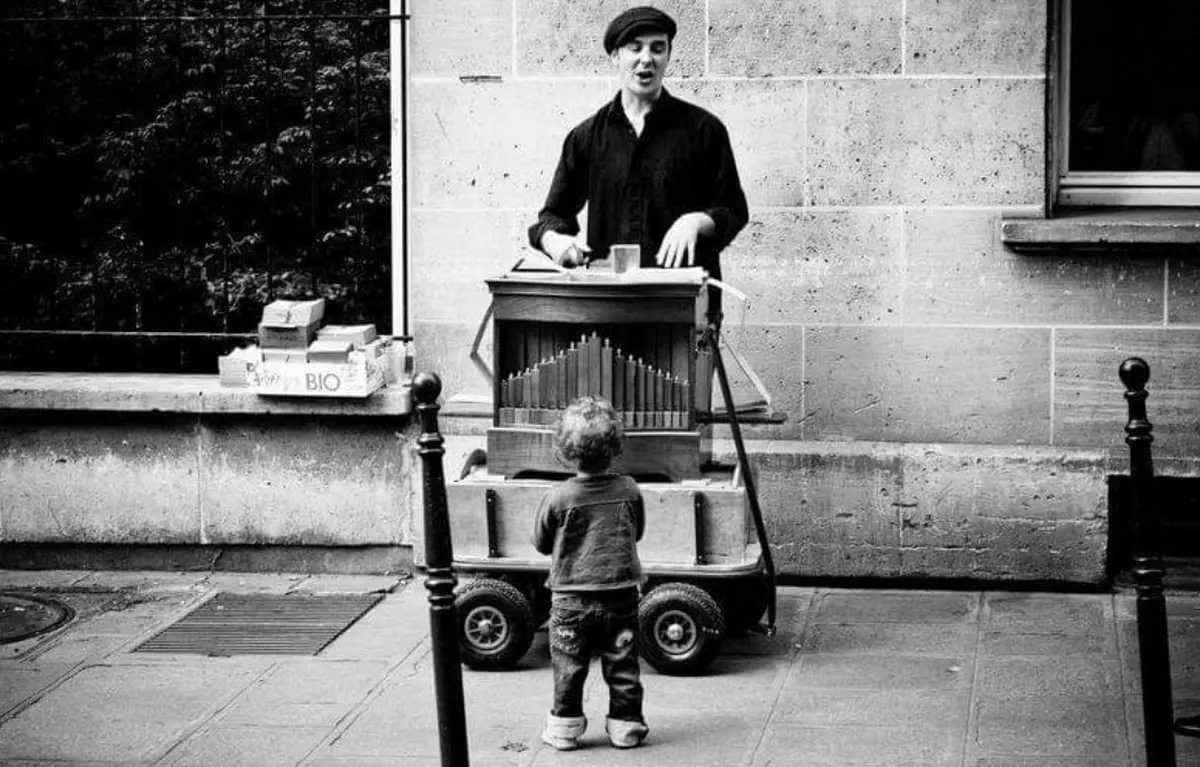Anim'Marché avec Erwan et son orgue de barbarie