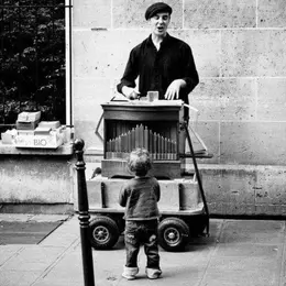 Anim'Marché avec Erwan et son orgue de barbarie