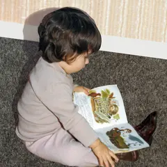 Animation album et tapis de lecture à la Maison du Père Castor