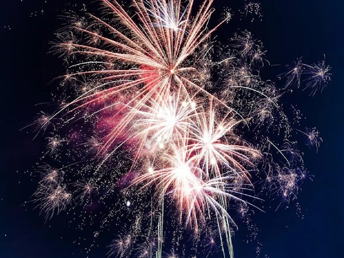 Animation musicale et feu d'artifice