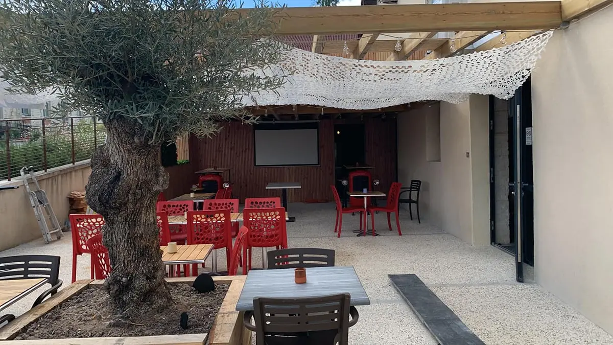 Animations estivales au restaurant Le Régal des Dieux à Saint-Aulaye