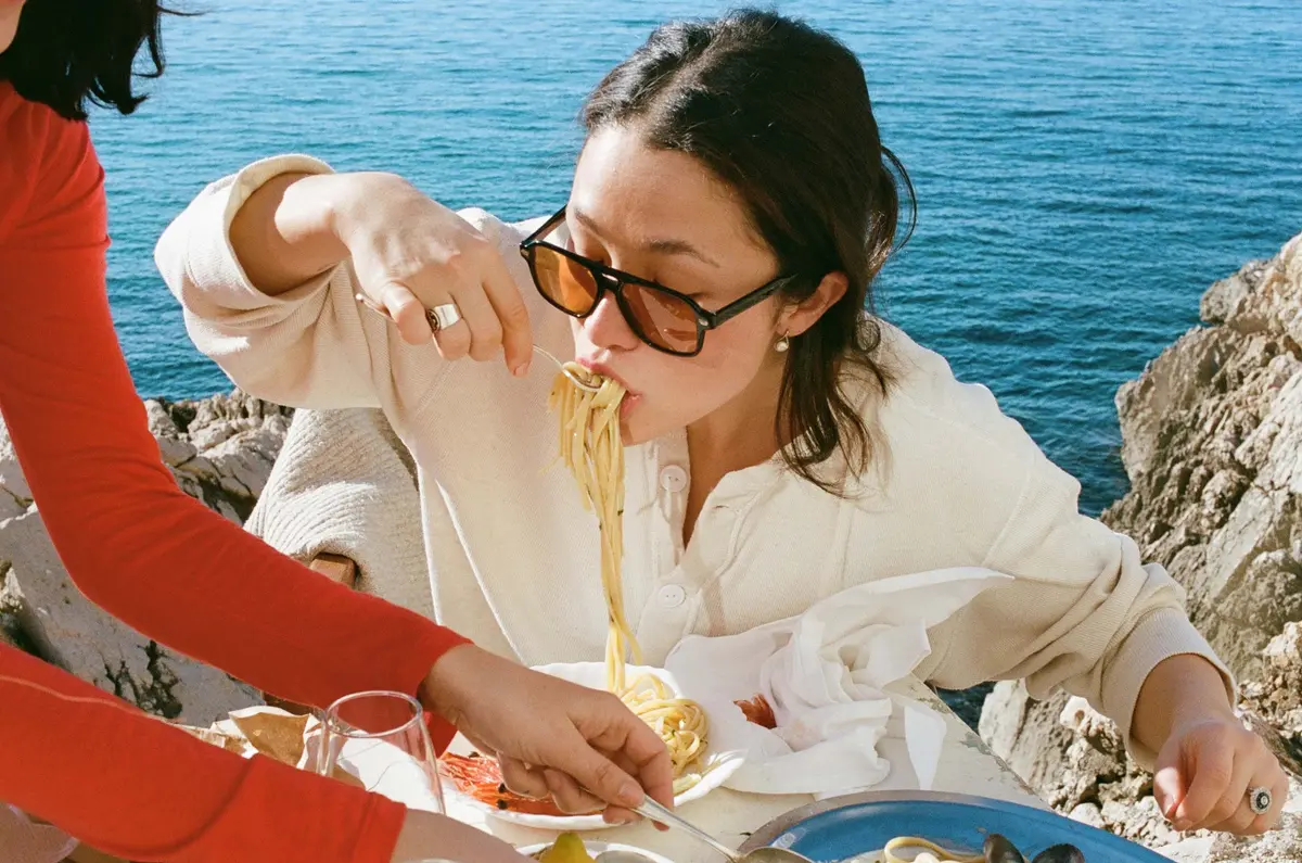 Anna Leonte Loron - Les femmes ont faim
