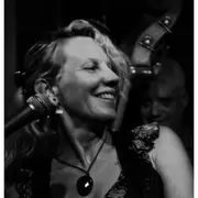 Annie Bucchini Quartet (jazz vocal)