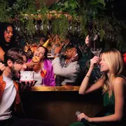 Anniversaire karaoké pour enfants et ados avec BAM Karaoke Box à Paris et Bordeaux