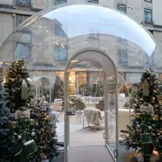 Apéritif de Noël dans une bulle magique à l'Hôtel du Collectionneur