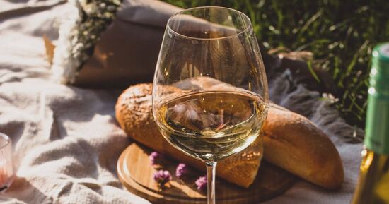 Ap&eacute;ro gourmand & pique-nique chez les vignerons : votre rendez-vous annuel dans le vignoble alsacien