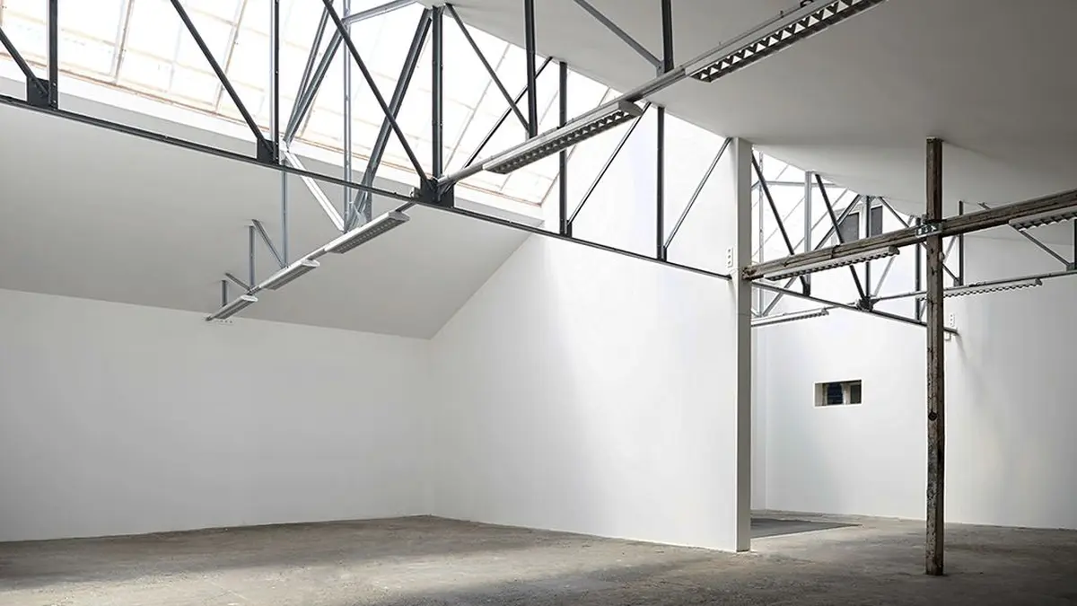 Apollonia occupe un ancien corps de ferme 