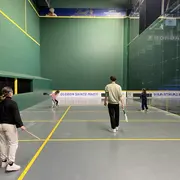 Apprendre à jouer à la pelote basque