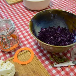 Apprenez les bases de la lactofermentation