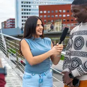 Apprenti Reporter : réaliser un micro trottoir sur un sujet d'actualité 12/16 ans de 10H30 à 12H30