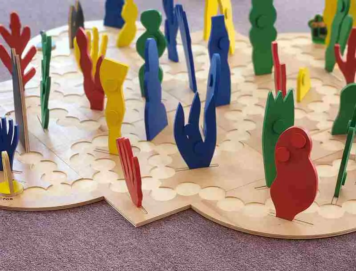 Aprèm'jeux de société - le nombril du monde