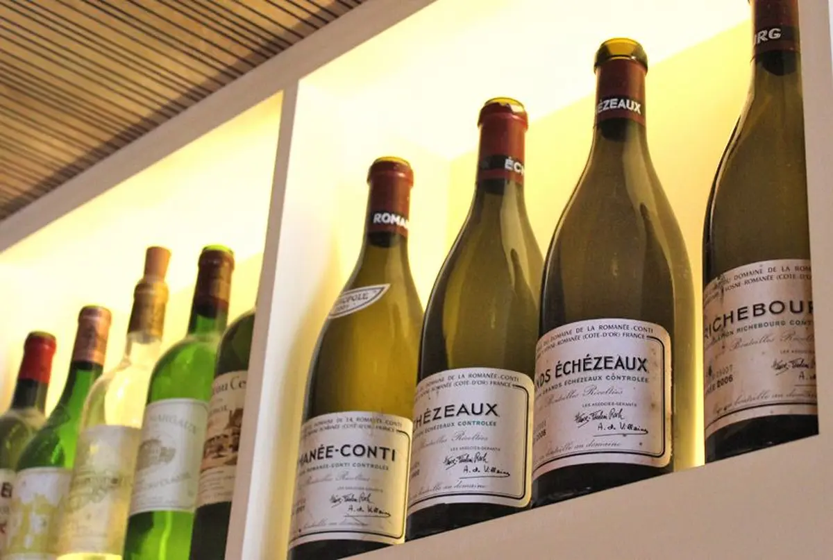 De très grandes bouteilles