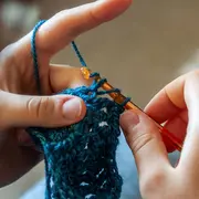 Après-midi chocolat chaud, crochet et tricot