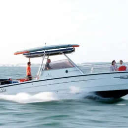 Après-midi en catamaran privatisé au départ de Marseille (13)
