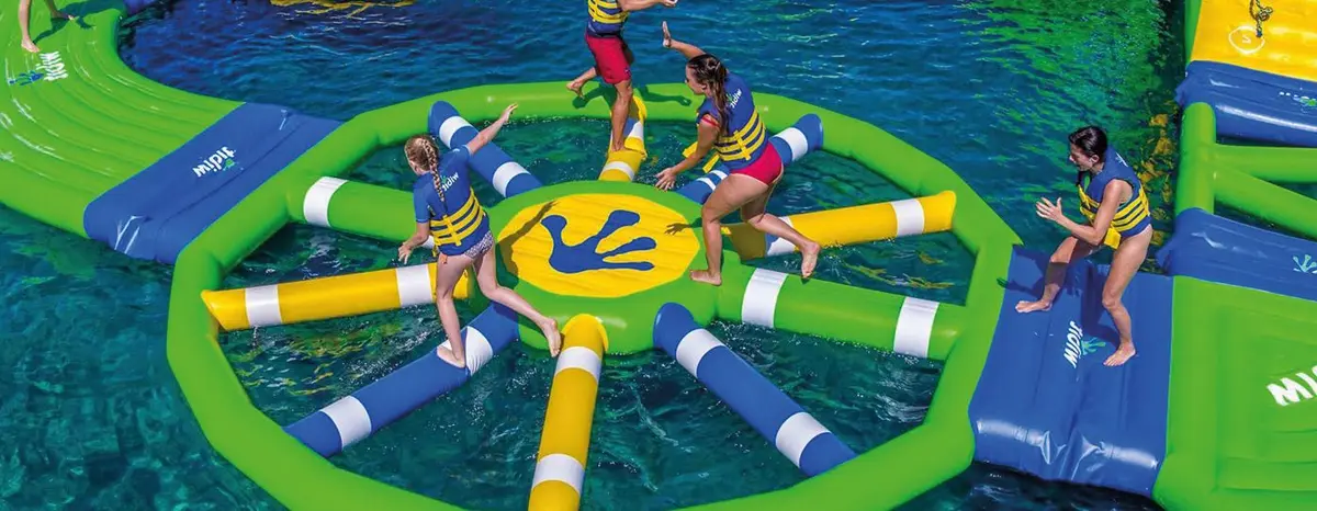 Aqua'parc XXL, paddles et p&eacute;dalos, &agrave; la base nautique de Colmar !