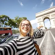 Arc de Triomphe et Croisière sur la Seine